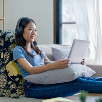 comfort curve reading back support pillow 5482