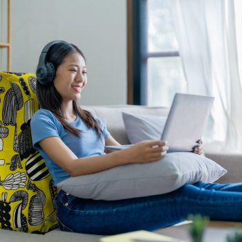 comfort rise reading pillow 5477